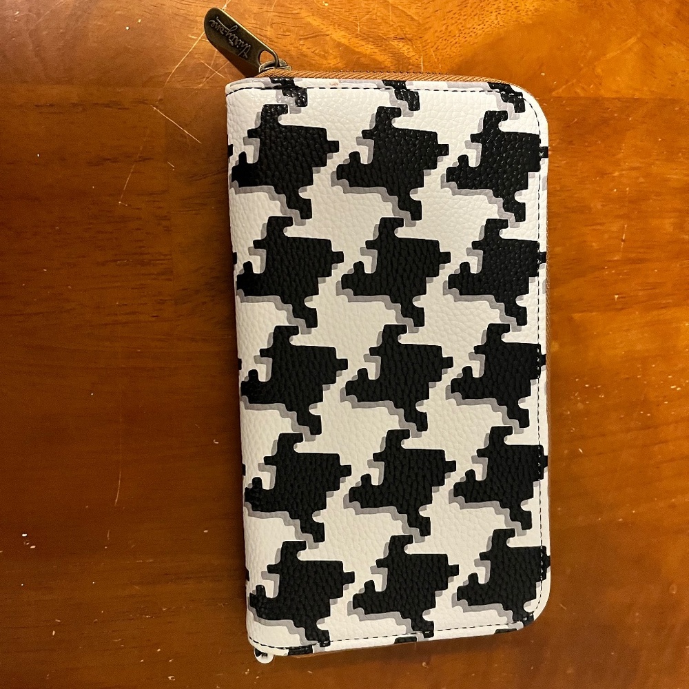 Thirty one wallet